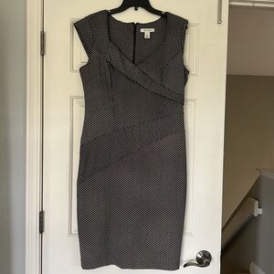 White House, Black market dress